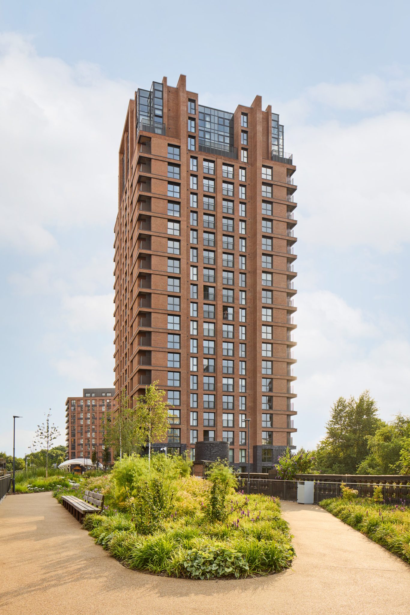 Careyjones chapmantolcher (studio south) ltd — The Junction, Leeds